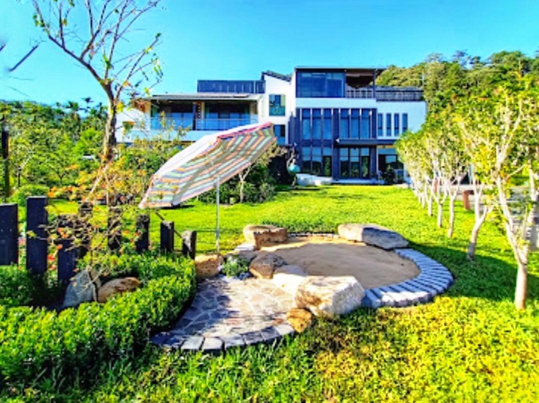 Roaming Cloud Sun Moon Lake B&B يوشيه المظهر الخارجي الصورة